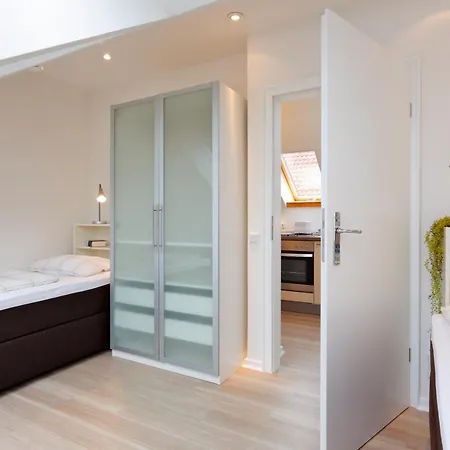 Gaestehaus Drostenhof 4* レース