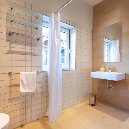 Gaestehaus Drostenhof 4* レース