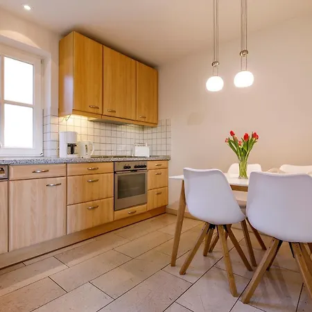 ゲストハウス Gaestehaus Drostenhof 4*