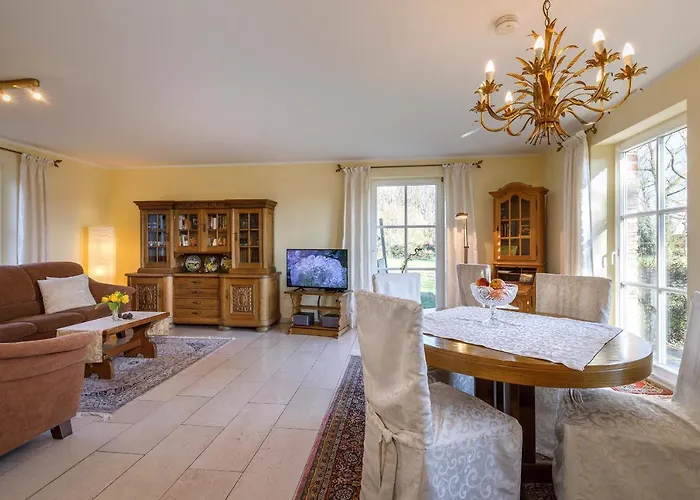 Gaestehaus Drostenhof 招待所 4*