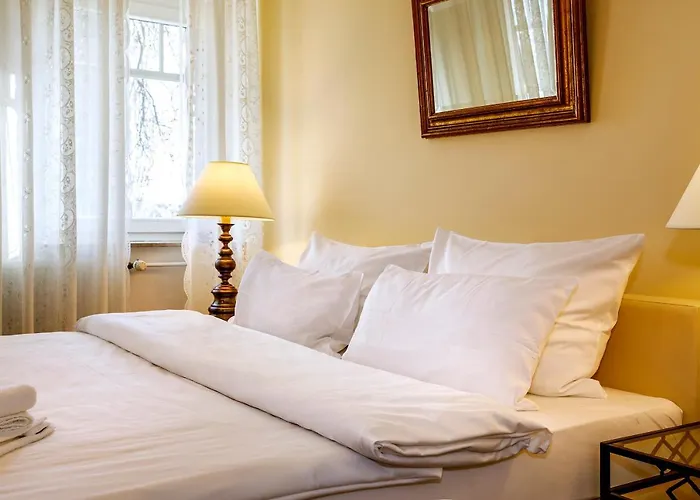 Gaestehaus Drostenhof Гостевой дом 4*