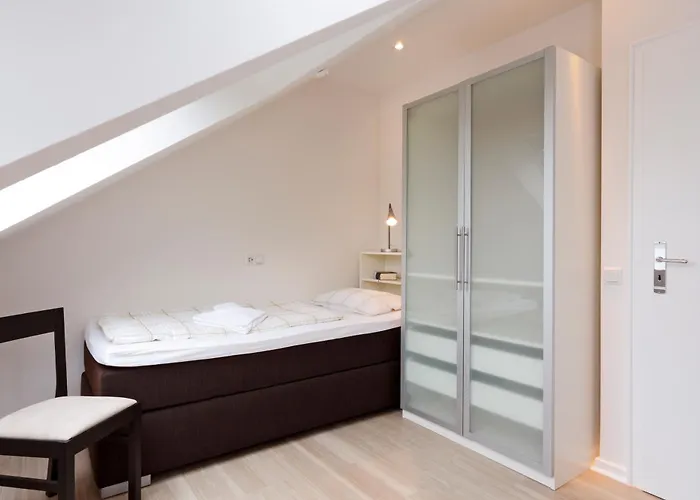 Gaestehaus Drostenhof 招待所 里斯