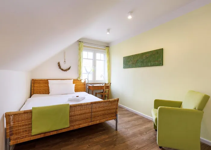 Gaestehaus Drostenhof 4*