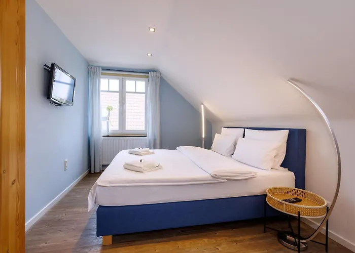 Gaestehaus Drostenhof 4*