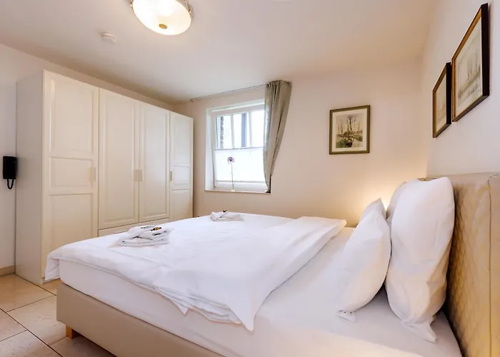 Gaestehaus Drostenhof 招待所 里斯